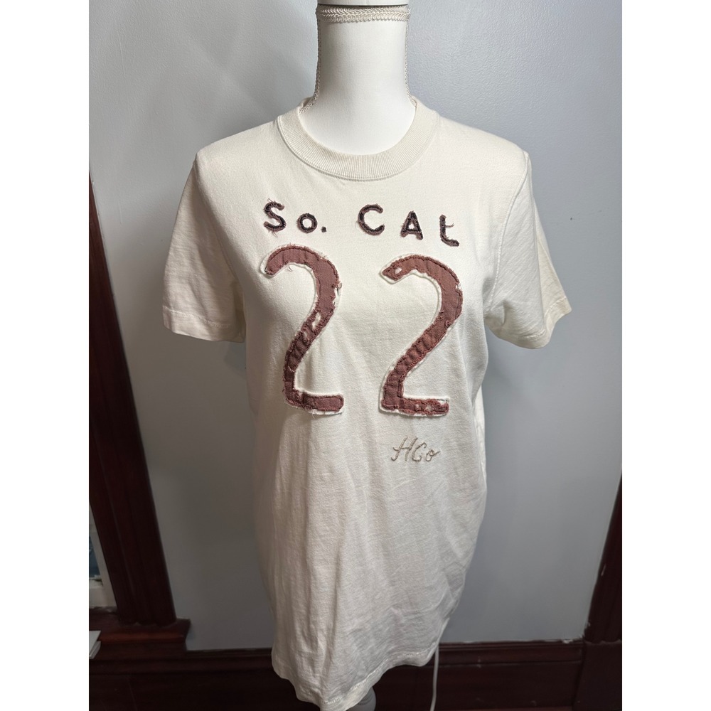 Hollister California Mens M So Cal 22 Graphic T-Shirt Cream Cotton Applique Tee